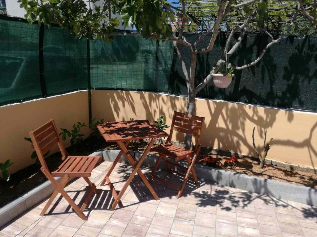 Apartmani Sprljan Водице Экстерьер фото