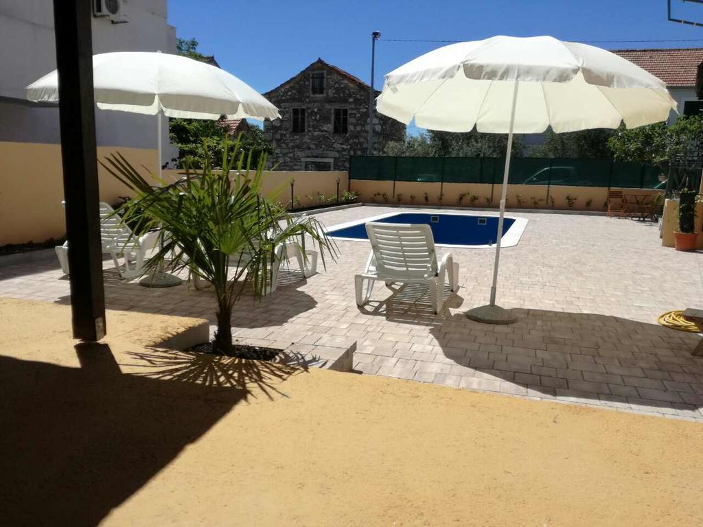 Apartmani Sprljan Водице Экстерьер фото
